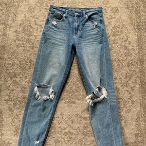 American eagle mom jeans